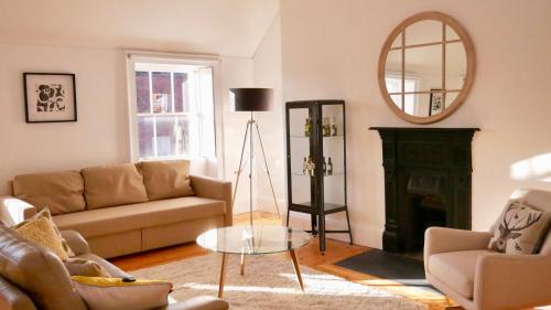 Temple House Apartments
Temple House Apartments