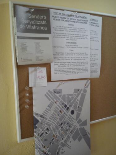 This photo about Casa Rural Las Dalias con Hidromasaje shared on HyHotel.com