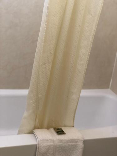 This photo about Economy Inn Fresno shared on HyHotel.com