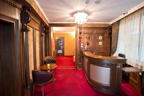 Фойє, Hotel Diamond in Казанлак Фойє, Hotel Diamond in Казанлак