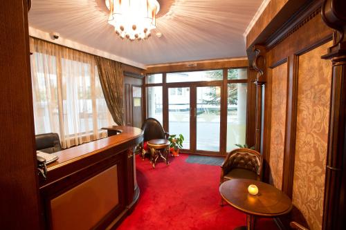 Фойє, Hotel Diamond in Казанлак Фойє, Hotel Diamond in Казанлак
