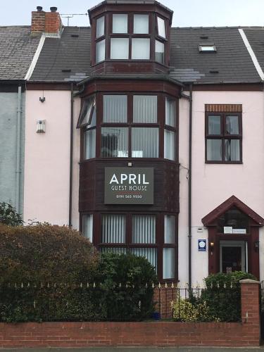 April Guesthouse Hotel