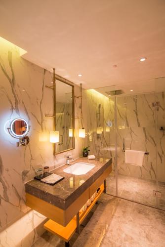 This photo about Harbin Jun Yi Hotel shared on HyHotel.com