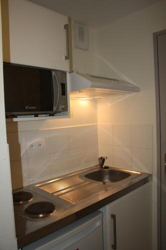 Cocina, Residence d'Artagnan in Montargis Cocina, Residence d'Artagnan in Montargis