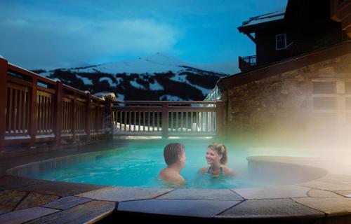 Hot tub, One Ski Hill, A RockResort in Historic Downtown Hot tub, One Ski Hill, A RockResort in Historic Downtown