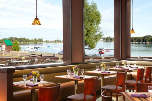 Food and beverages, Millennium The Lakefront Anchorage in Anchorage (AK) Food and beverages, Millennium The Lakefront Anchorage in Anchorage (AK)