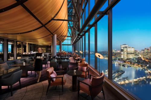 Sofitel Sydney Darling Harbour - image 4