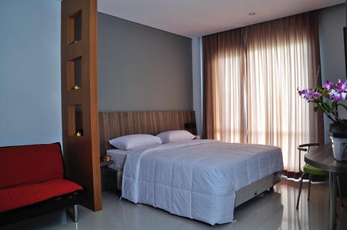 This photo about RedDoorz @ Cokroaminoto Denpasar shared on HyHotel.com