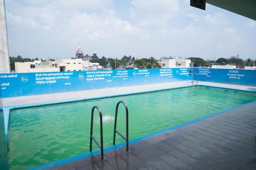 مسبح, فندق تشانما إنترناشيونال (Hotel Chanma International) in Coimbatore South مسبح, فندق تشانما إنترناشيونال (Hotel Chanma International) in Coimbatore South