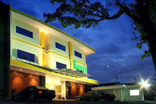 Ion Hotel, Padang Ion Hotel, Padang