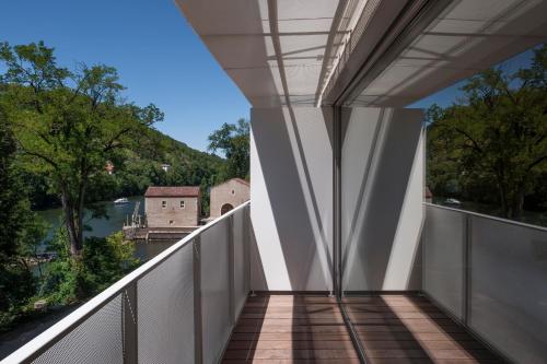 شرفة/ تراس, فندق بيست ويسترن بلاس ديفونى كاهورز (Best Western Plus Hotel Divona Cahors) in Cahors شرفة/ تراس, فندق بيست ويسترن بلاس ديفونى كاهورز (Best Western Plus Hotel Divona Cahors) in Cahors