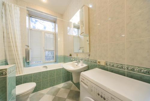 This photo about Kiev Accommodation Apartment on Horodetskogo st. shared on HyHotel.com