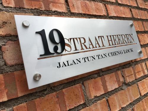 This photo about 19straatheeren shared on HyHotel.com