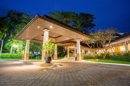 Giriş, Novotel Rayong Rim Pae Resort in Rayong Giriş, Novotel Rayong Rim Pae Resort in Rayong