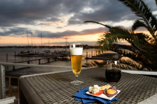 Food and beverages, Marker 8 Hotel and Marina in Anastasia Food and beverages, Marker 8 Hotel and Marina in Anastasia