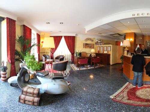 Lobby, Hotel La Pace - Experience in Cassino Lobby, Hotel La Pace - Experience in Cassino
