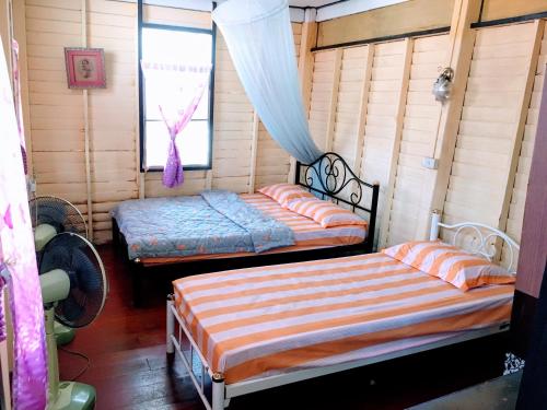 New Phiman Riverview Guesthouse in Bangkok Riverside New Phiman Riverview Guesthouse in Bangkok Riverside