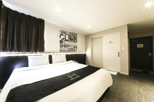 This photo about Publico Hotel shared on HyHotel.com