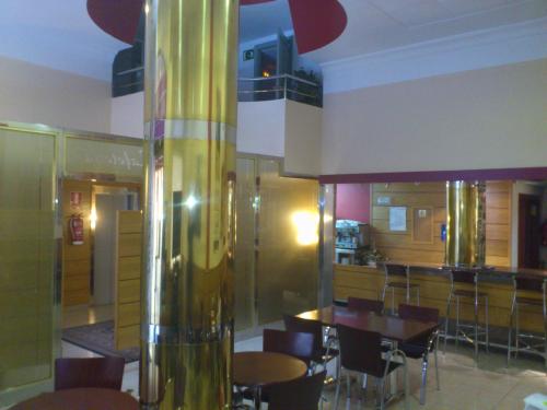 Bar/ Salón, Hotel Cardinal in Albacete Bar/ Salón, Hotel Cardinal in Albacete