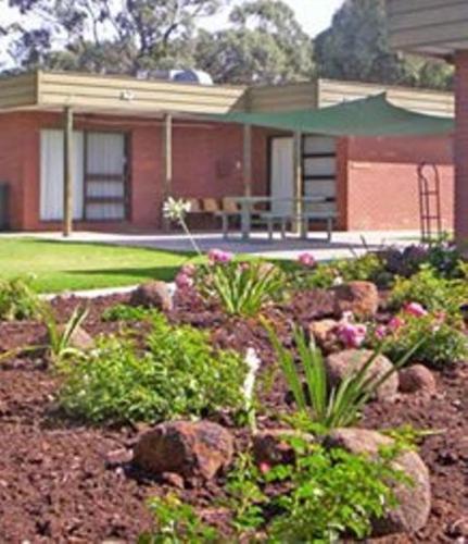 This photo about River Village Motel & Holiday Units shared on HyHotel.com