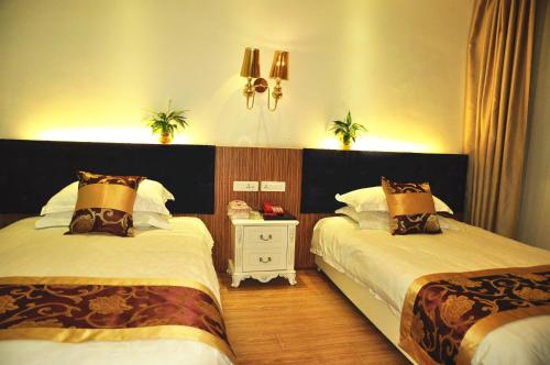 This photo about West Street Qing Feng Hotel shared on HyHotel.com