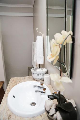 This photo about 5 Konings Guest House shared on HyHotel.com