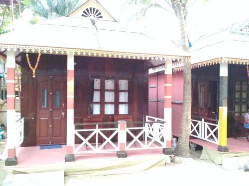 This photo about Golden Dreams shared on HyHotel.com