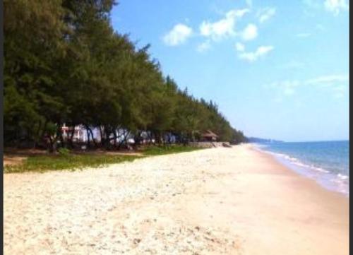 This photo about Mae Phim Beach Ocean Condo shared on HyHotel.com