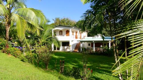 Pelicano Hostal