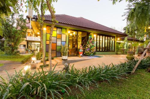 Exterior view, Suksatan @ Lamphun in Lamphun Exterior view, Suksatan @ Lamphun in Lamphun