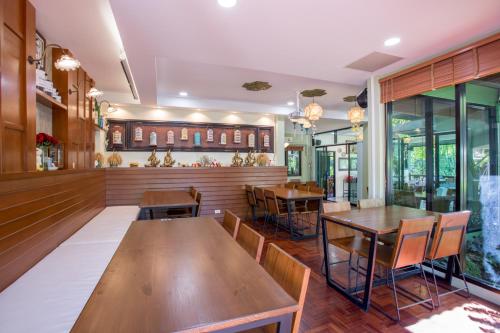 Exterior view, Suksatan @ Lamphun in Lamphun Exterior view, Suksatan @ Lamphun in Lamphun