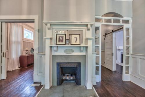Classic/Modern Downtown Home in Valdosta Classic/Modern Downtown Home in Valdosta