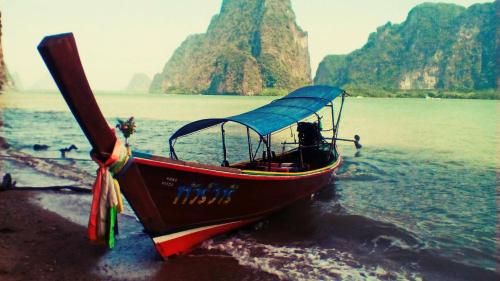 Beach, T.P. Place Hotel in Phang Nga Beach, T.P. Place Hotel in Phang Nga