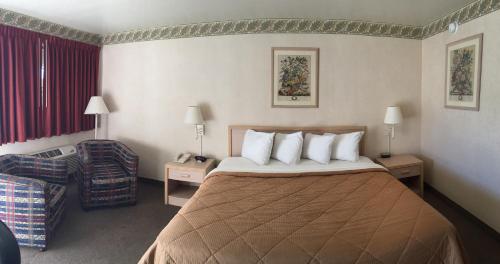 This photo about Safford Inn & Suites shared on HyHotel.com