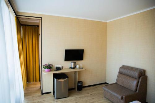 This photo about Греис Времена Года shared on HyHotel.com