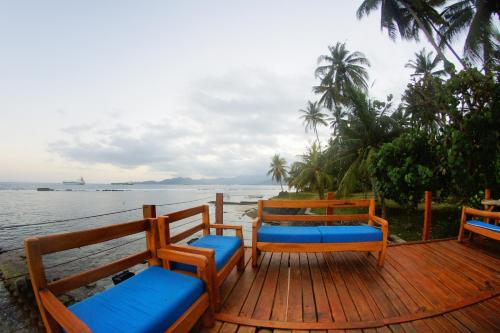 Crystal Beach Bali Hotel in Candidasa Crystal Beach Bali Hotel in Candidasa
