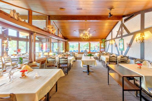 فندق ومطعم موف (Hotel Restaurant Move) in سبيز فندق ومطعم موف (Hotel Restaurant Move) in سبيز
