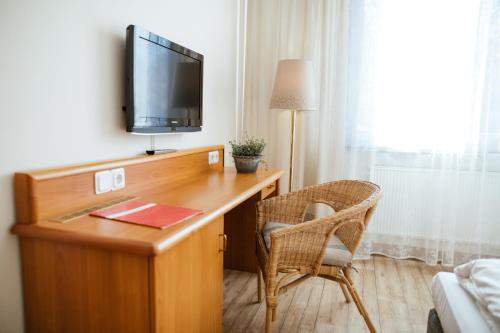 This photo about Hotel Rosenstadt Forst shared on HyHotel.com