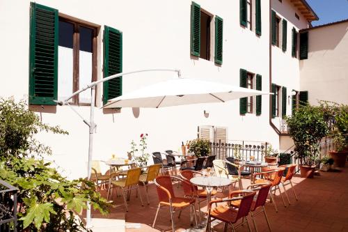 Erkély/terasz, Hotel Savoia & Campana in Montecatini-Terme Erkély/terasz, Hotel Savoia & Campana in Montecatini-Terme
