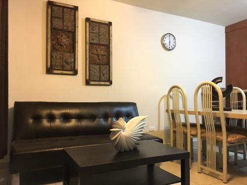 Facilities, Fantastic & Cozy #4: Condo Close to the Beach in Ensenada Facilities, Fantastic & Cozy #4: Condo Close to the Beach in Ensenada