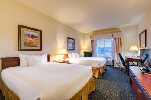 Guestroom, Grand River Parachute in Parachute (CO) Guestroom, Grand River Parachute in Parachute (CO)