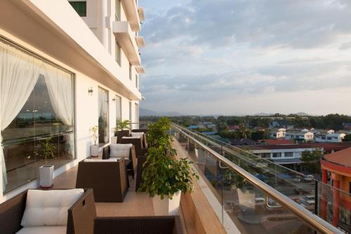 Attractions, Pan Borneo Hotel Kota Kinabalu in Putatan Attractions, Pan Borneo Hotel Kota Kinabalu in Putatan