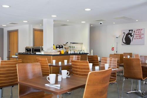 Food and beverages, Britannia Study Hotel in Brighton and Hove Food and beverages, Britannia Study Hotel in Brighton and Hove