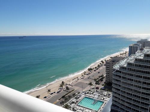 在meiguo.com看到的劳德代尔堡海滩私人度假酒店的介绍图片