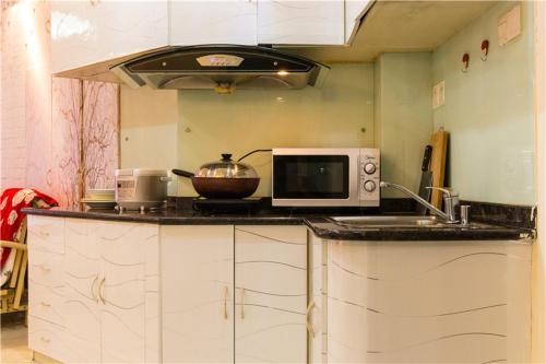 This photo about Sanya Fang Jie Seaview Apartment shared on HyHotel.com