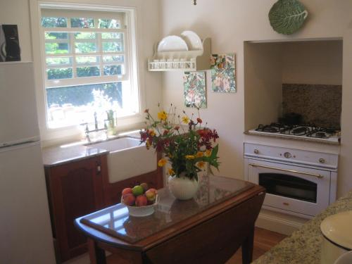 Kitchen, Annie's cottage in Grose Vale Kitchen, Annie's cottage in Grose Vale