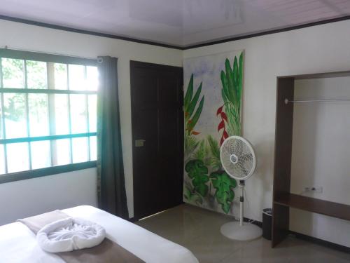 Aracari Garden Hostel in Tortuguero Aracari Garden Hostel in Tortuguero