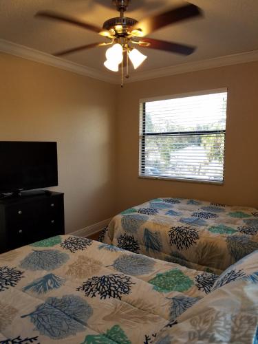 HOUSE 3 MIN FROM BEACH in Jensen Beach (FL) HOUSE 3 MIN FROM BEACH in Jensen Beach (FL)