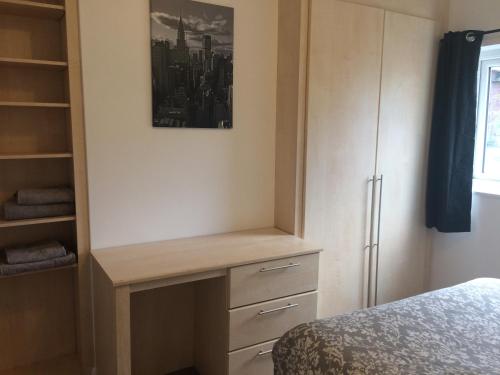 4 Bedroom House For Corporate Stays in Kettering in Kettering 4 Bedroom House For Corporate Stays in Kettering in Kettering