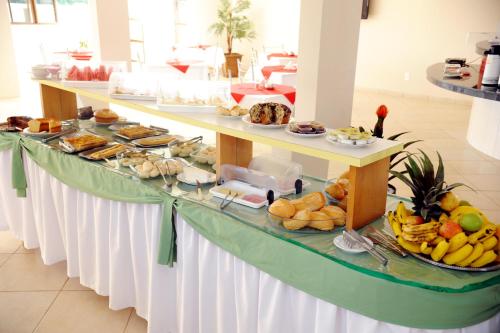 Restaurant, Colorado Plaza Hotel in Rio Verde Restaurant, Colorado Plaza Hotel in Rio Verde